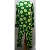 ms green pajama set ms marks spencer size 6 7 years green pyjamas