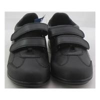 M&S School, size 13/32 smart black kids trainers