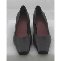 M&S, size 5.5 black leather kitten heeled court shoes