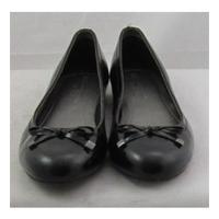 M&S Collection, size 6 black patent leather pumps