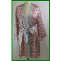 M&S - Size: 10 - Pink and grey - Dressing gown