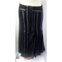 ms marks spencer size 8 black with silver lines long skirt
