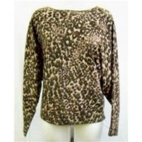 M&S Leopard print knit top Size 14