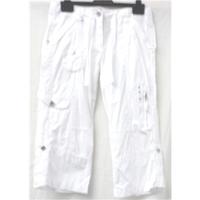M&S Marks & Spencer - Size: S - White - Cropped trousers