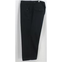 M&S Marks & Spencer - Size: 14 - Black - Cropped trousers