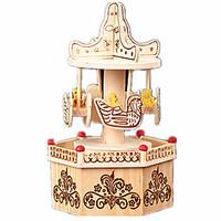 Music Box Square Holiday Supplie...