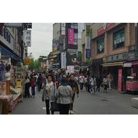 Myeongdong District Tour and Shopping with Traditional Lunch
