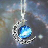 Necklace Pendant Necklaces Jewelry Wedding / Party / Daily / Casual Fashion Alloy / Glass Silver / Blue 1pc Gift