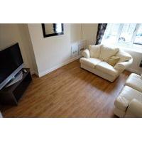 Newly Refurbished House Share Close To The University