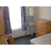 Need a great room in sociable house share close to town centre?