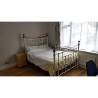Newly decorated double room near Medway Hospital