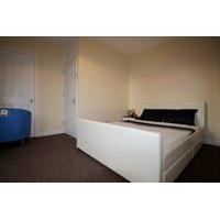NEWLY REFURBISHED EN-SUITE ROOMS AVAILABLE