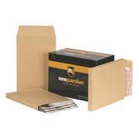 New Guardian Gusset C4 Envelopes 130gsm Manilla Peel and Seal Pack of