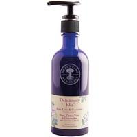 Neal\'s Yard Remedies Deliciously Ella Rose, Cucumber and Lime Facial Wash (100ml)