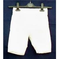 Next white shorts Age 5