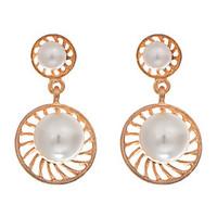 New Arrival 2016 Charms Hollow Flower Earrings Gold Plated Round Imitation White Pearl Stud Earring Women Jewelry