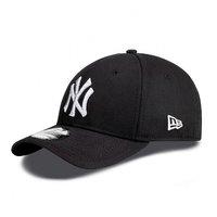 New Era Classic 39Thirty New York Yankees Cap - Black / White