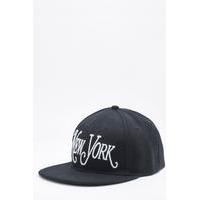 new york embroidered snap back cap black