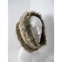 NEW Accessories by Buisonniere Beige/Brown Merino Wool/Faux Fur Snood