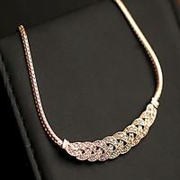 Necklace Choker Necklaces Jewelry Wedding / Party / Daily Fashion Alloy / Rhinestone Gold 1pc Gift