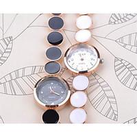 New Fashion Women Watch Quartz Girl Wristwatch Christmas Gift Hour Casual Watches Relogio Feminino Clock Cool Watches Unique Watches