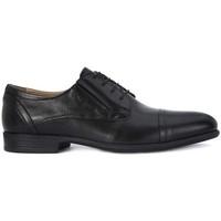 Nero Giardini Caracas Nero men\'s Shoes (Trainers) in Black