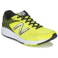 New Balance URGE men\'s Running Trainers in yellow