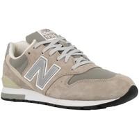 New Balance MRL996 men\'s Shoes (Trainers) in Silver