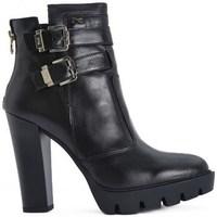 Nero Giardini Guanto Nero women\'s Low Ankle Boots in Black