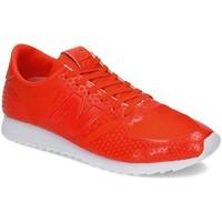 New Balance 420 women\'s Shoes (Trainers) in orange