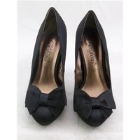 new look size 4 black satin stilettos