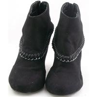 new look size 7 black ankle boots