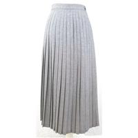 Next - Size 10 - Black & White - Pure New Wool Houndstooth Pleated Skirt