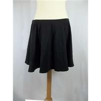 new look size 16 black a line skirt