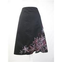 Next - Size 14 - Black - Floral Embroidered Skirt