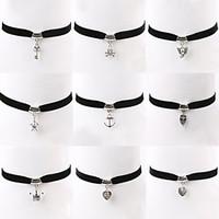 Necklace Choker Necklaces / Pendant Necklaces Jewelry Daily / Casual Fashion Alloy / Nylon Black 1pc Gift