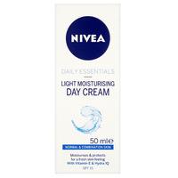 Nivea Light Moisturising Day Cream 50ml