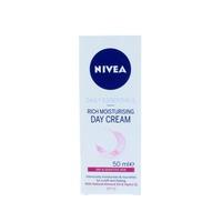 Nivea Visage Daily Moisture Creme