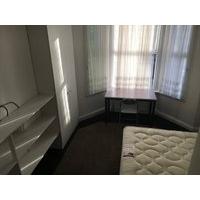 Nice and clean large double room to rent