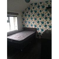 Nice room near to university and train station