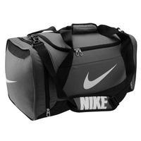 Nike Brasilia 6 Medium Grip Duffle Bag