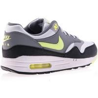 Nike Air Max 1 GS boys\'s Children\'s Shoes (Trainers) in Grey