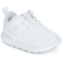 Nike ROSHE ONE TODDLER boys\'s Children\'s Shoes (Trainers) in white