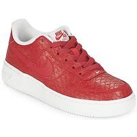 Nike AIR FORCE 1 LV8 boys\'s Children\'s Shoes (Trainers) in red