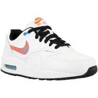 Nike Air Max 1 FB GS boys\'s Children\'s Shoes (Trainers) in White