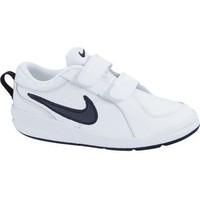 Nike PICO 4 girls\'s Children\'s Shoes (Trainers) in white