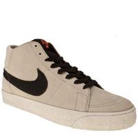 nike skateboarding mid