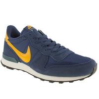 nike internationalist