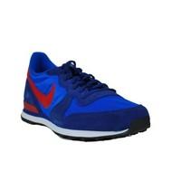 Nike Internationalist men\'s Shoes (Trainers) in Blue