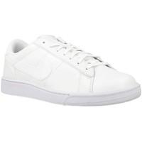 Nike Tennis Classic CS men\'s Shoes (Trainers) in white
